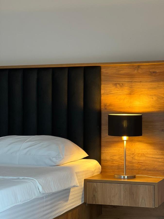Lileo Inn Hotel 메스티아 외부 사진