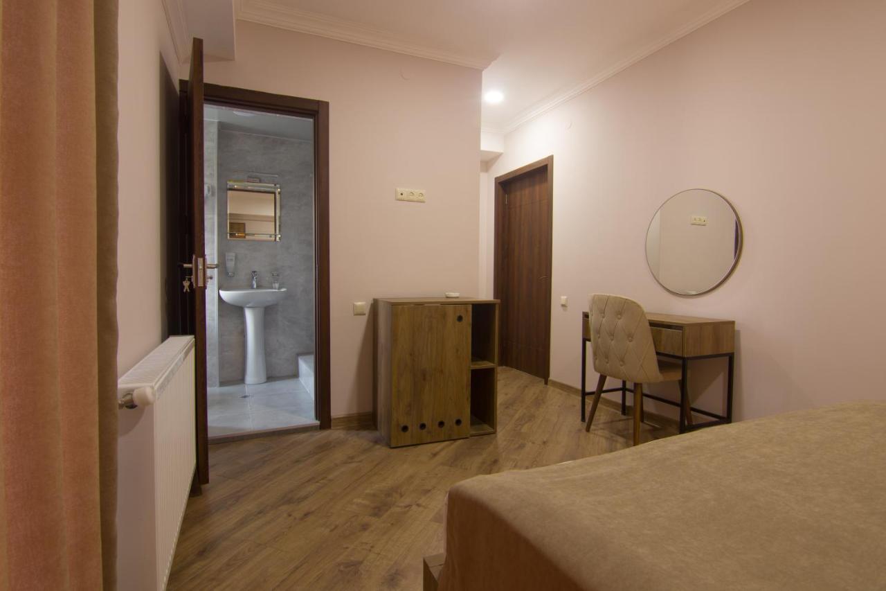 Lileo Inn Hotel 메스티아 외부 사진