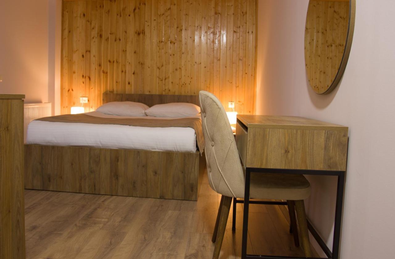 Lileo Inn Hotel 메스티아 외부 사진