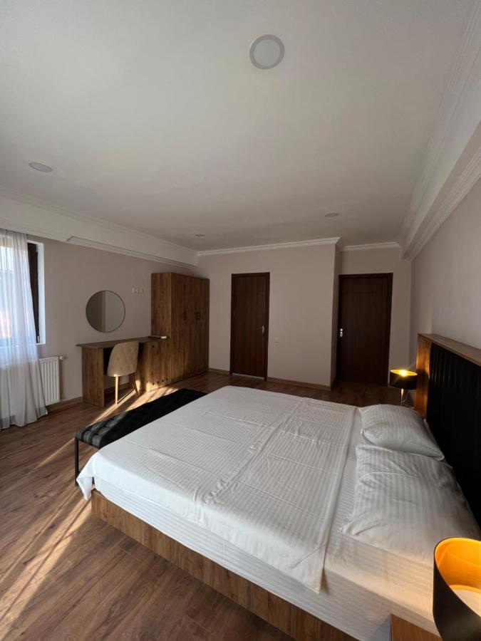 Lileo Inn Hotel 메스티아 외부 사진
